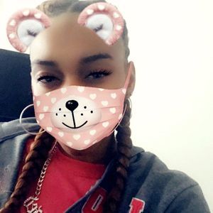 Meet your Posher, Lala